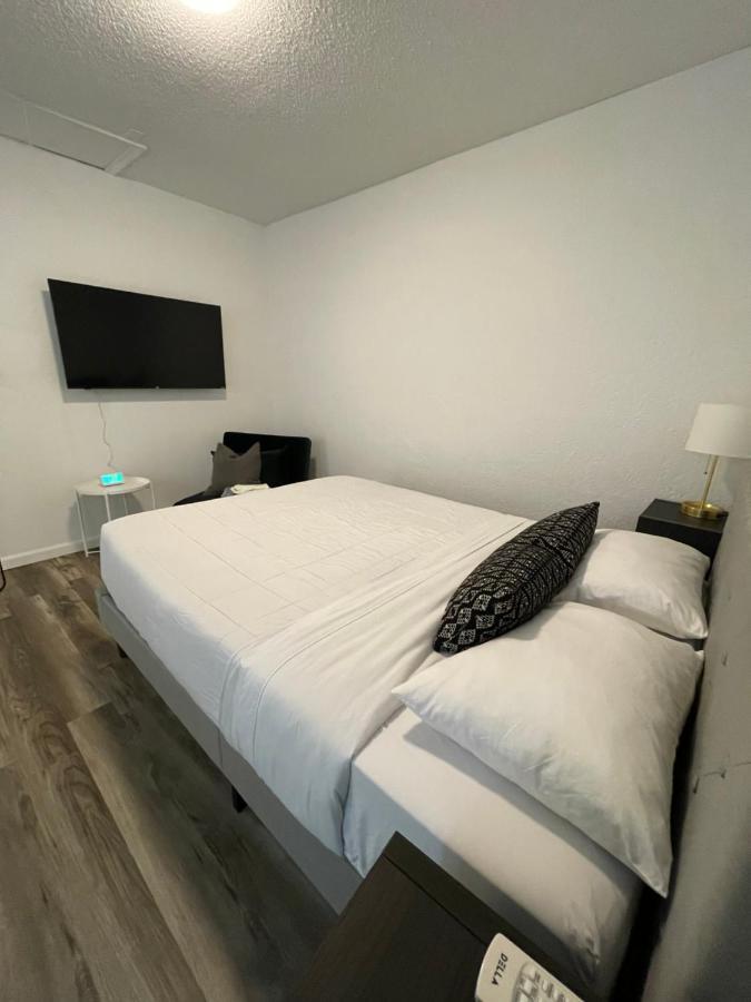 Weeki Wachee Guest Suite Spring Hill Exterior foto